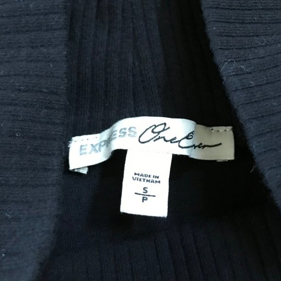 EXPRESS Top - Picture 2 of 3